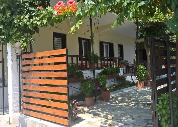 Sotiroulis 3* Néa Meságkala